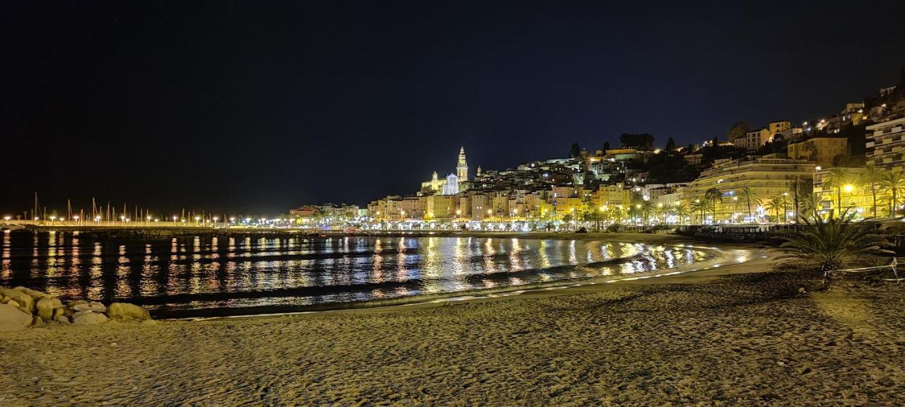 Menton Bord De Mer Studio Calme Avec Balcon, Ascenseur, Climatisation, Ideal Location Quiet Near Sea, Balcony, Elevator, Ac Exterior foto